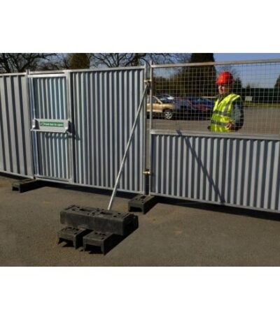 Temporary hoarding stabiliser bar with ballast tray
